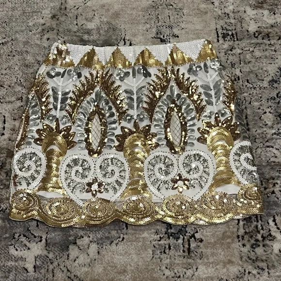 Main Strip Sequin Skirt - Picture 2 of 7